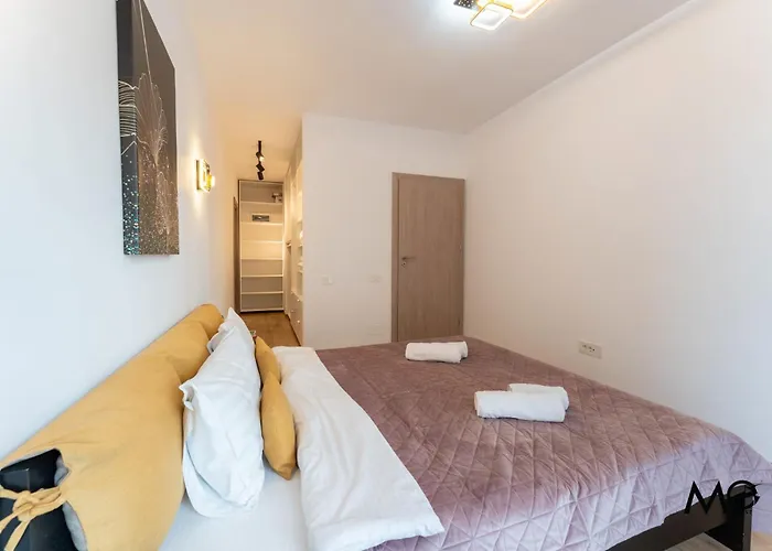 Mohost Alphaville - Elegant Escape